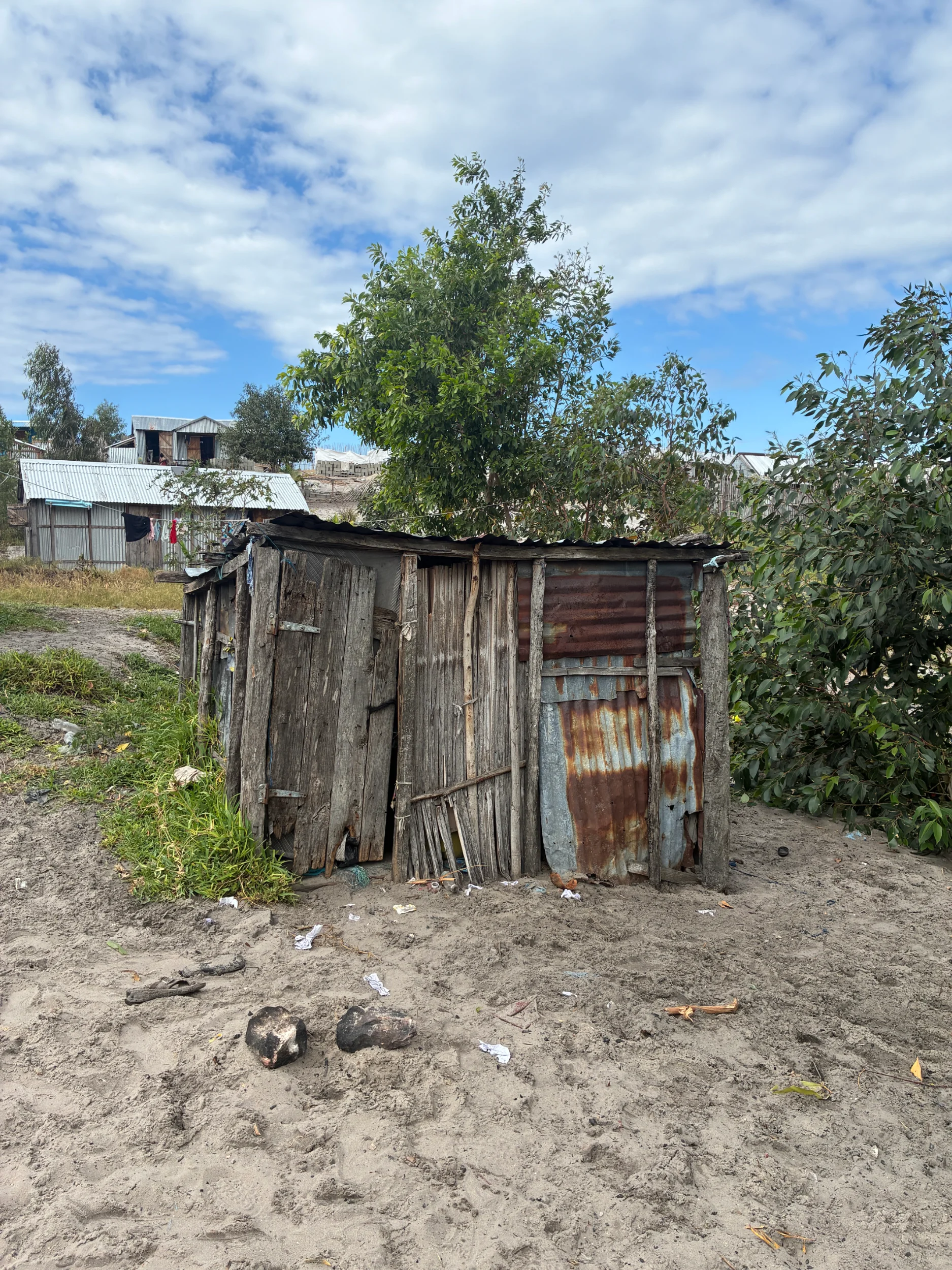 The bunk houses near the streets in Fort Dauphin