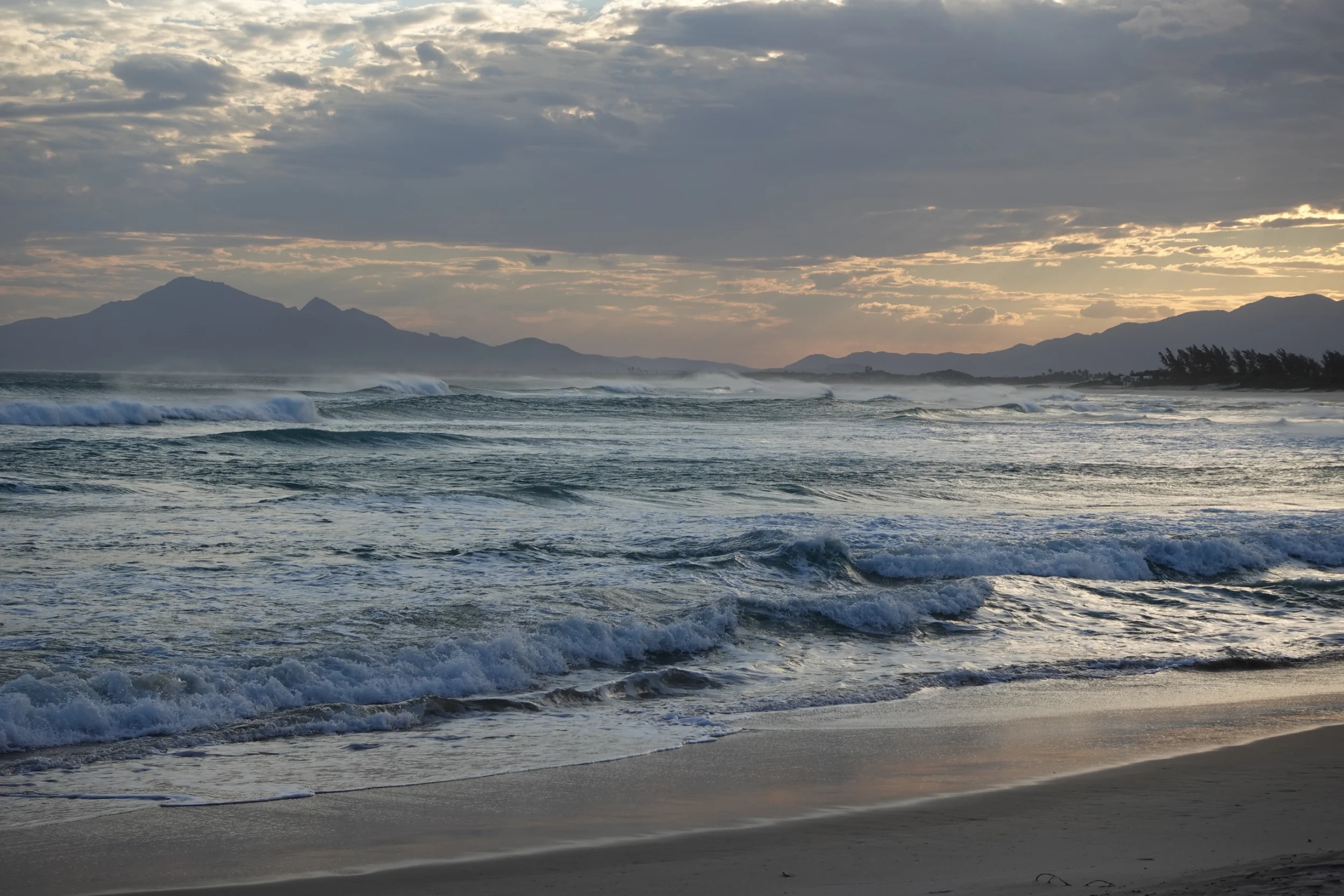 Picture of the beach at Fort Dauphin